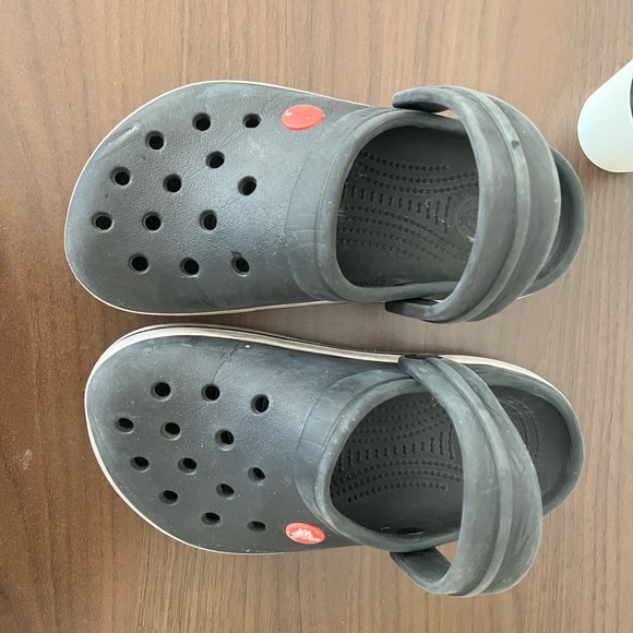 Crocs - Picture 11 of 12